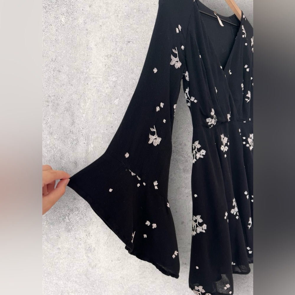 Free People Jasmine Embroidered Floral Bell Sleeve Mini Dress Size 4 - Picture 6 of 11